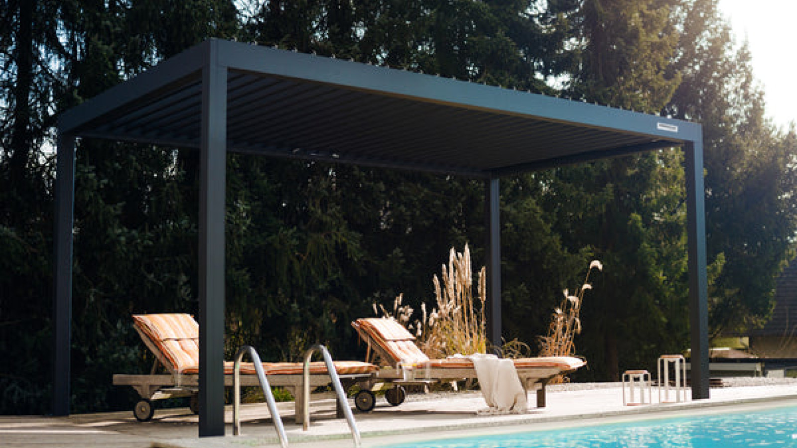 Terasová pergola – žijte zdravěji pod otevřeným nebem